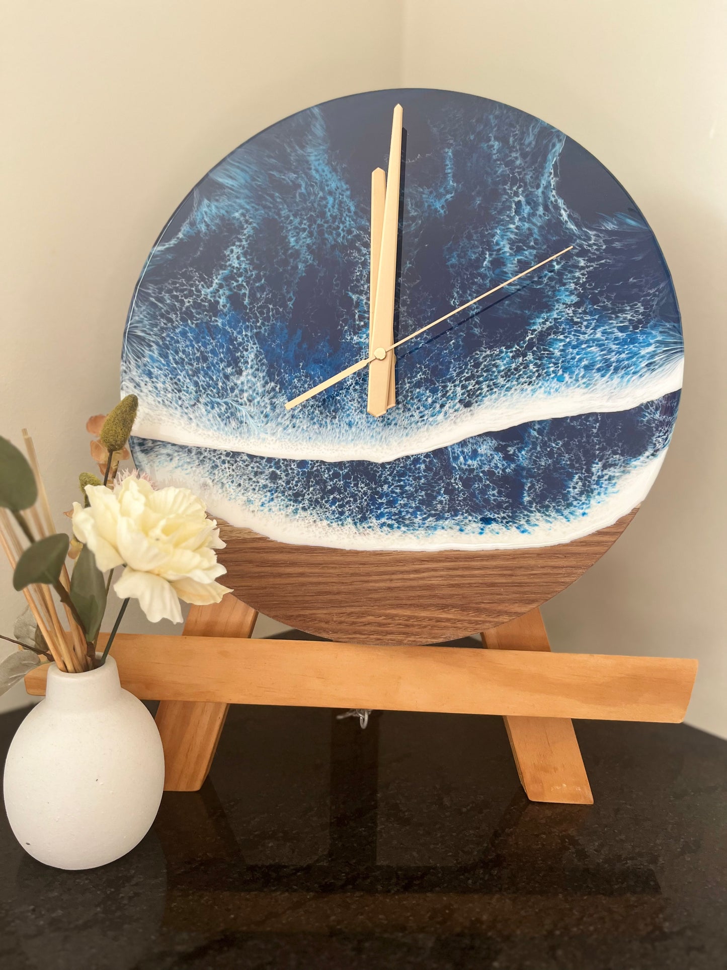 Resin Wave Clocks